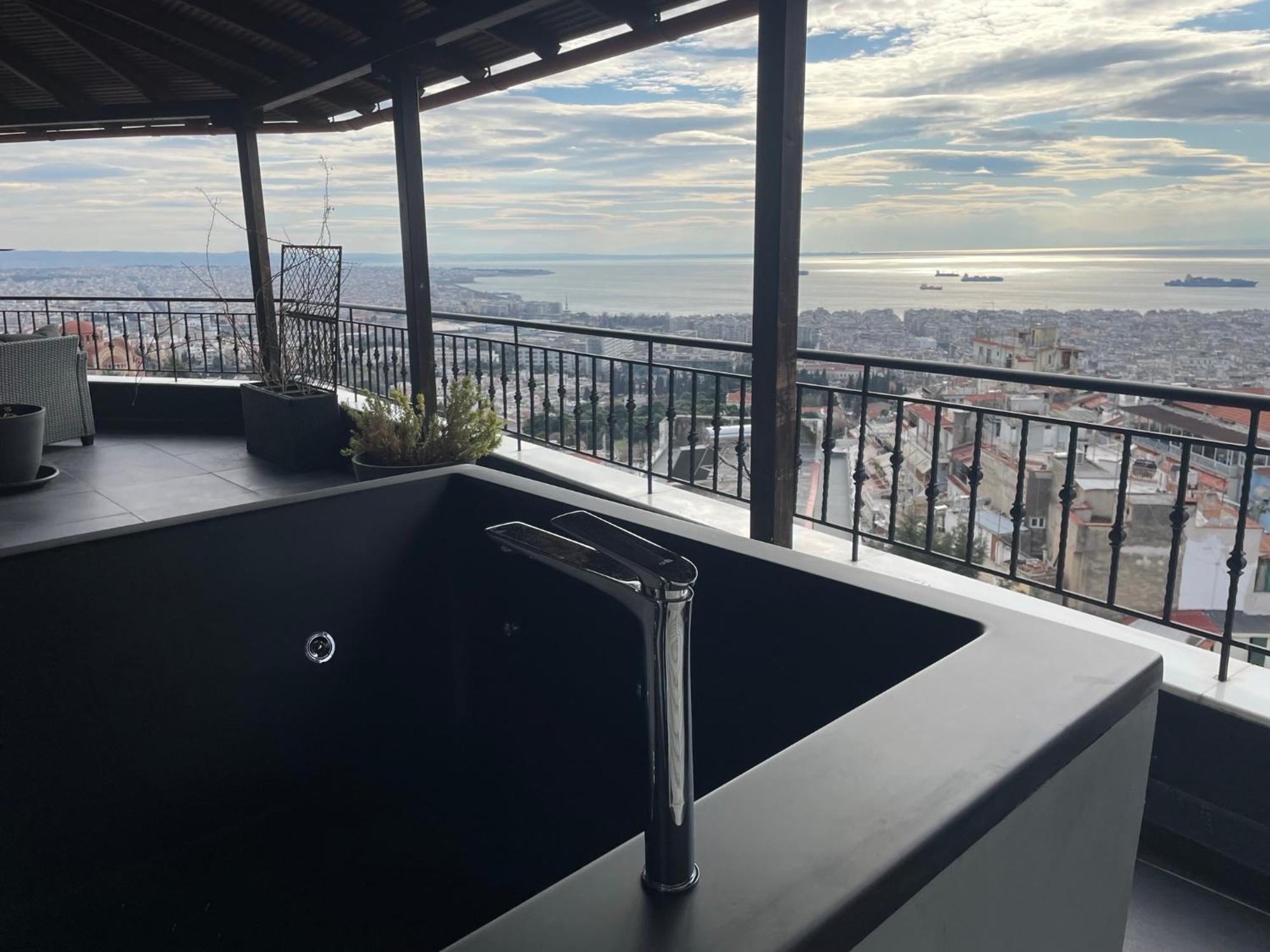 Palazzo Vista Suite&Spa テッサロニキ エクステリア 写真